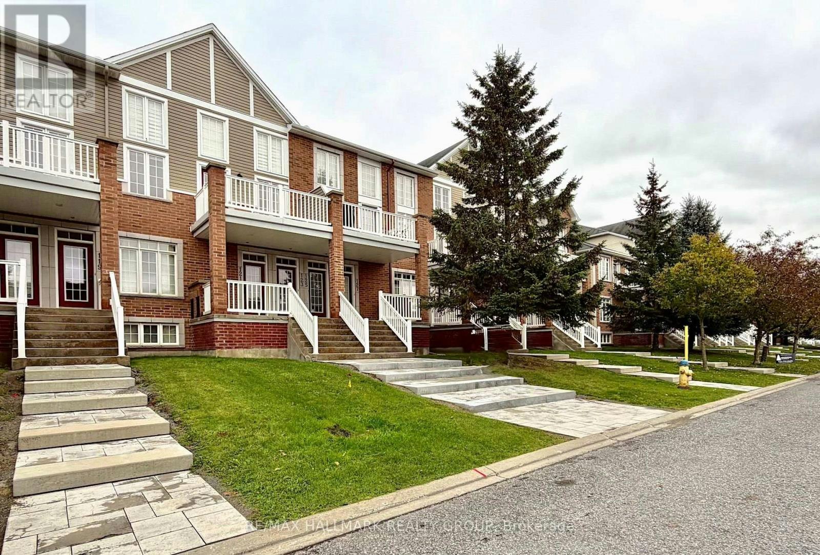 127 Eye Bright Crescent, Ottawa, ON, K1V 2K5 - 11