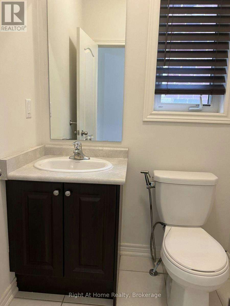 479 George Ryan Avenue, Oakville, ON, L6H 0S5 - 3
