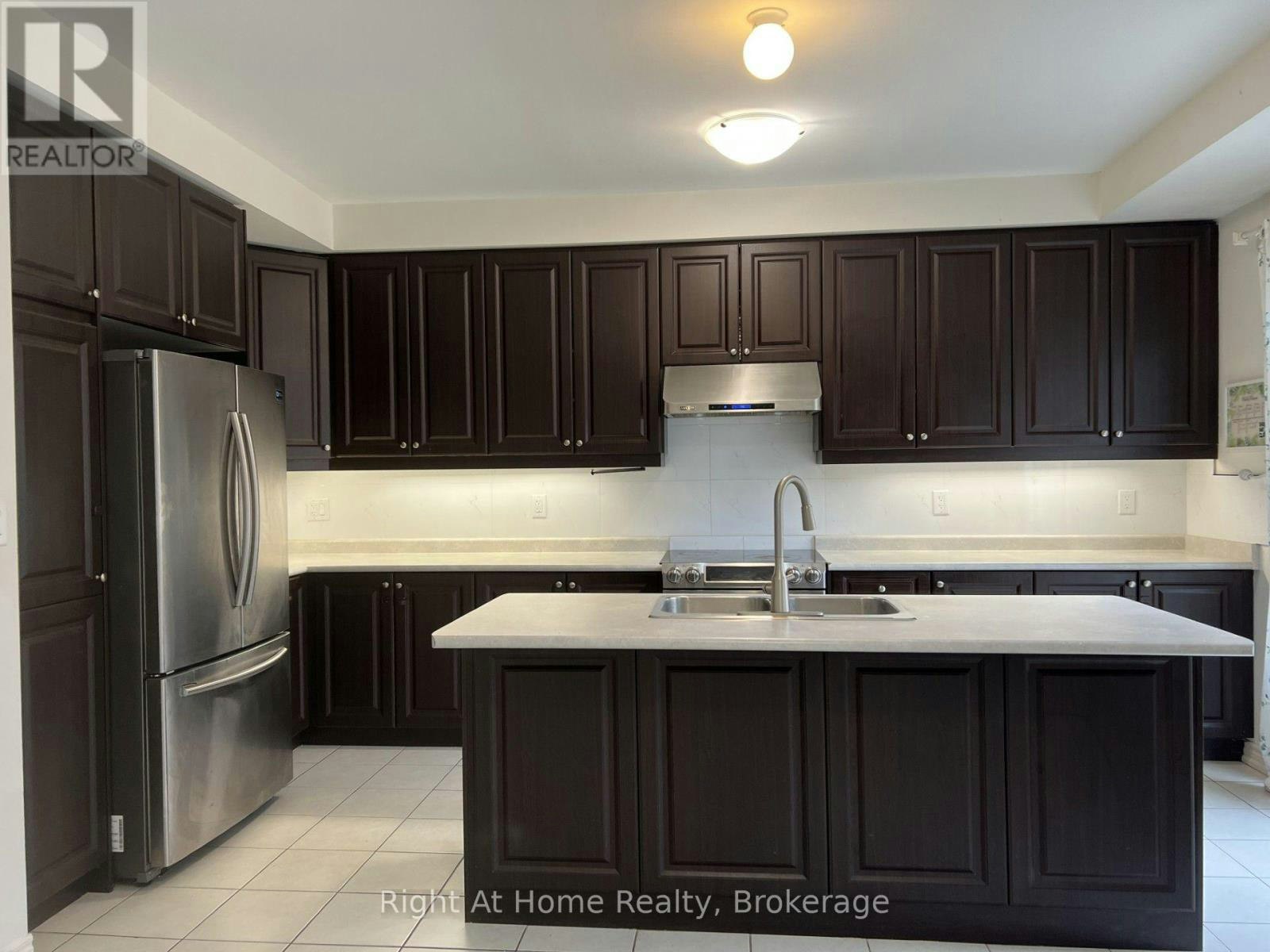 479 George Ryan Avenue, Oakville, ON, L6H 0S5 - 5
