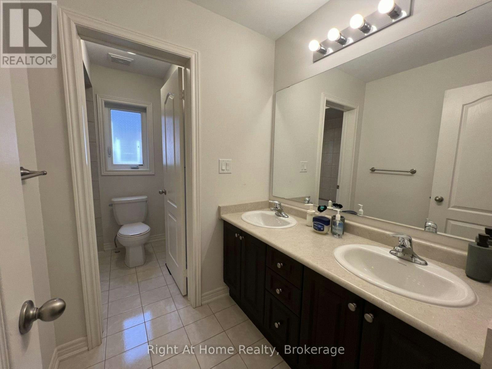 479 George Ryan Avenue, Oakville, ON, L6H 0S5 - 8