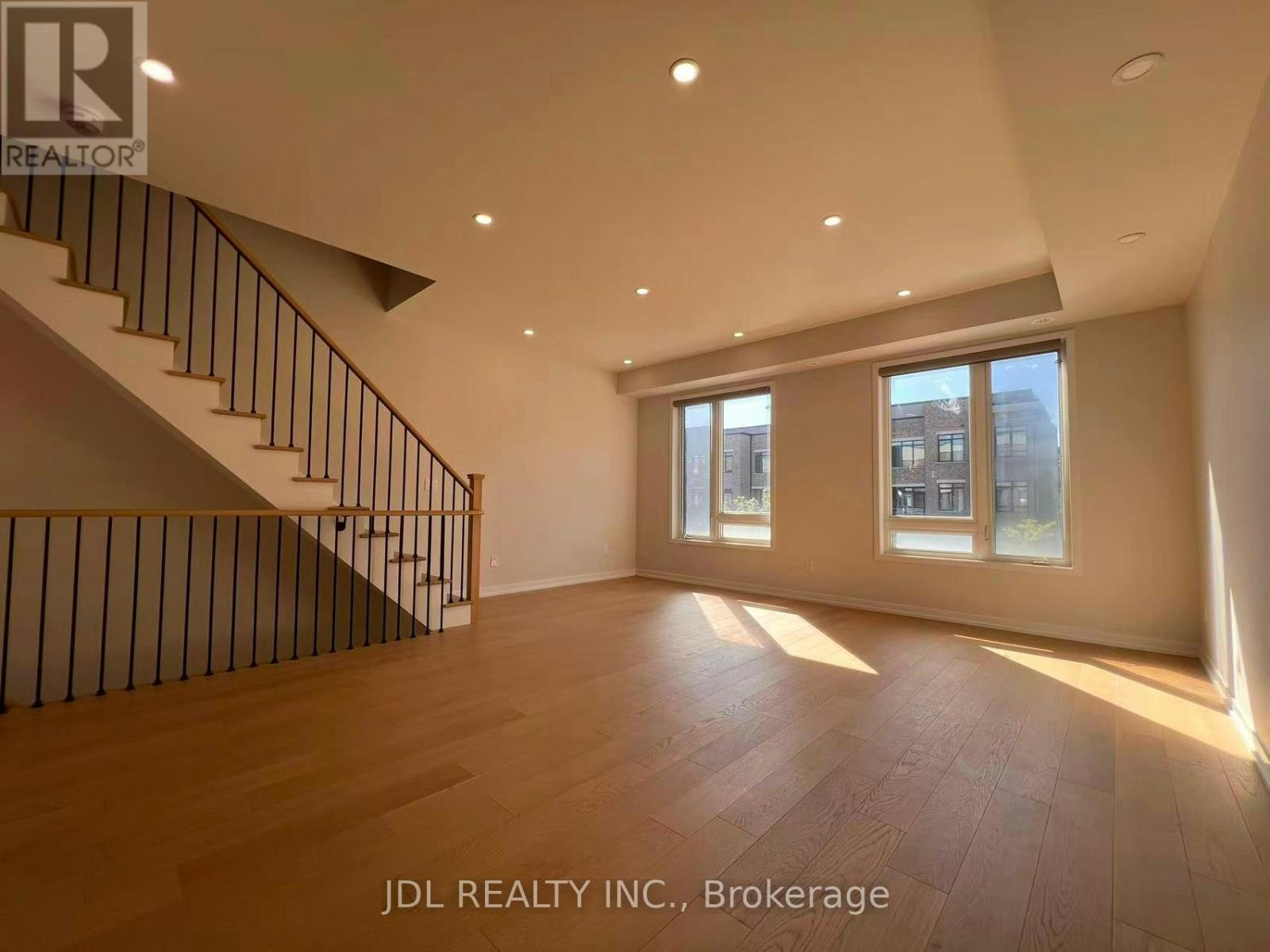 36 Fancamp Drive, Vaughan, ON, L6A 4Z1 - 2