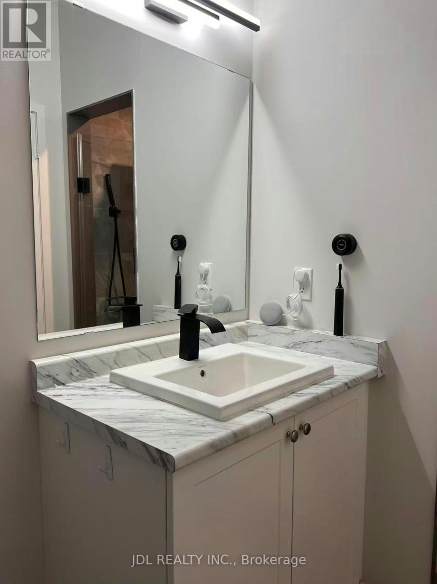 36 Fancamp Drive, Vaughan, ON, L6A 4Z1 - 11