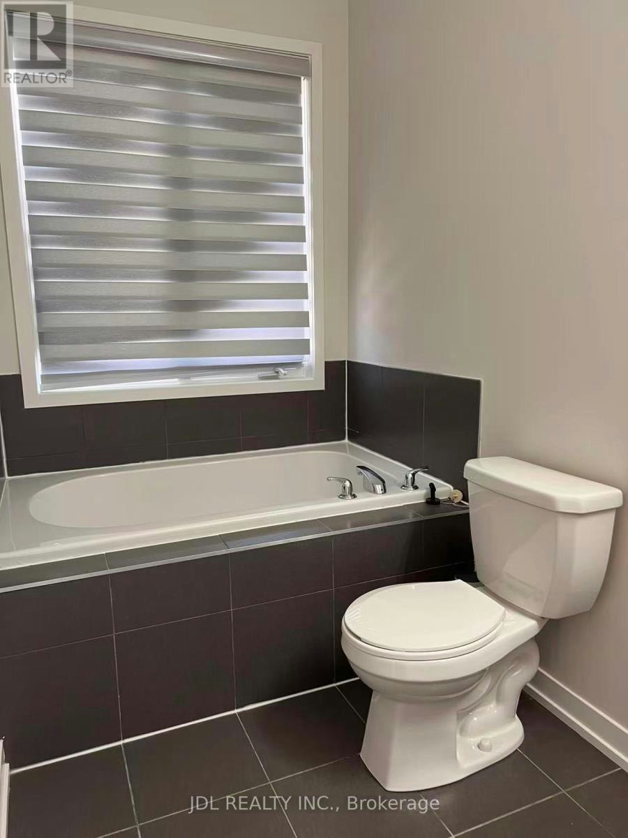 36 Fancamp Drive, Vaughan, ON, L6A 4Z1 - 12