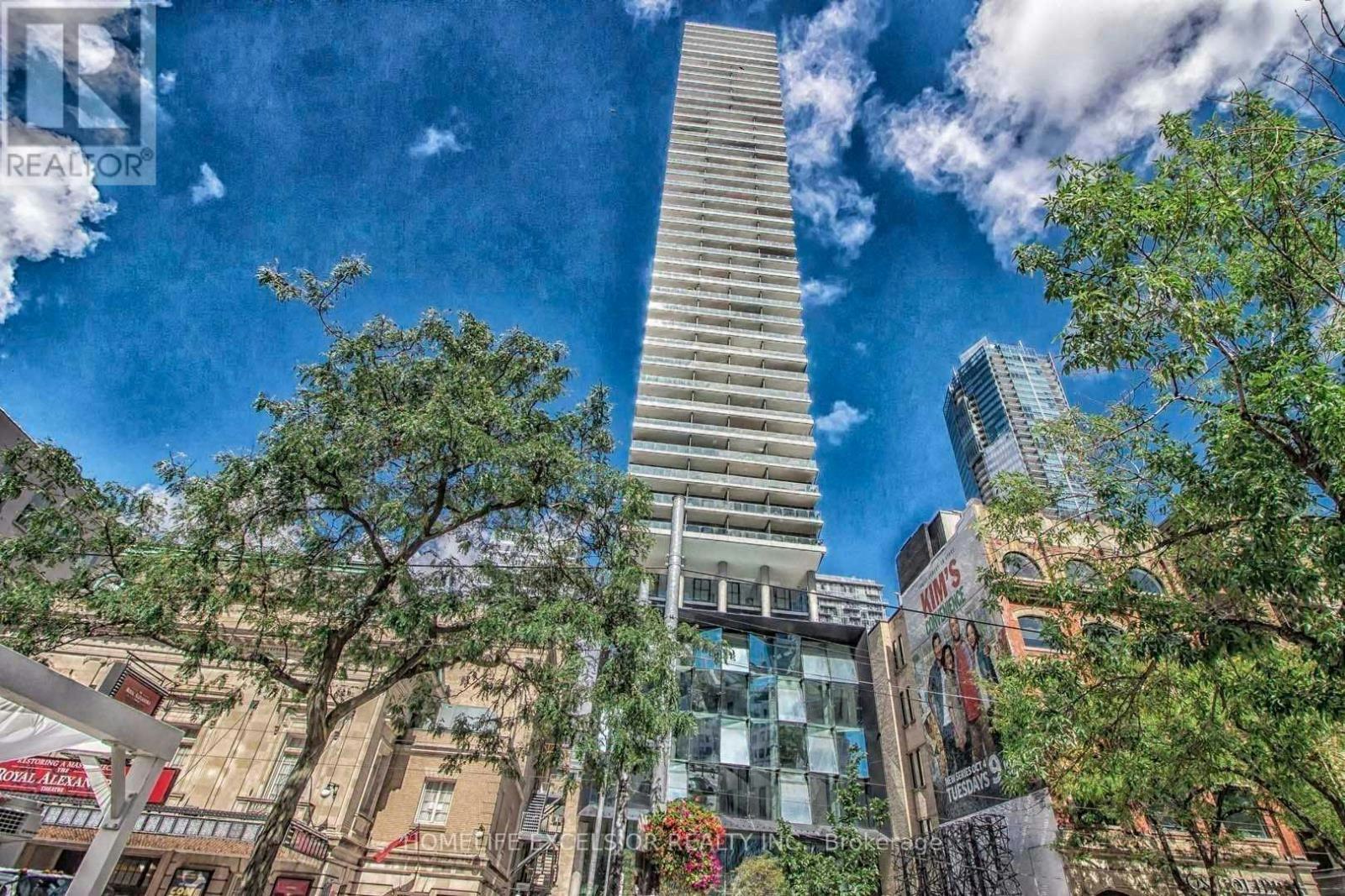 805-224 King Street W, Toronto, ON, M5V 1H8