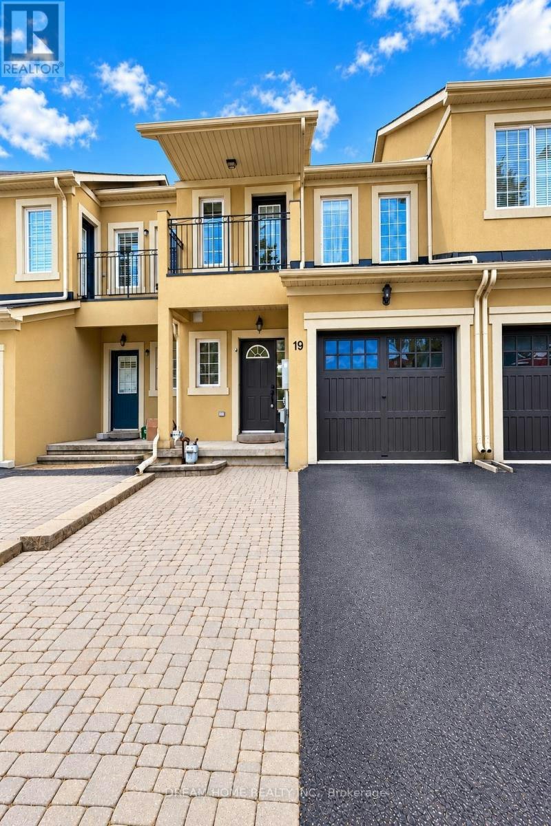 19 Rustic Avenue, Richmond Hill, ON, L4S 2R8