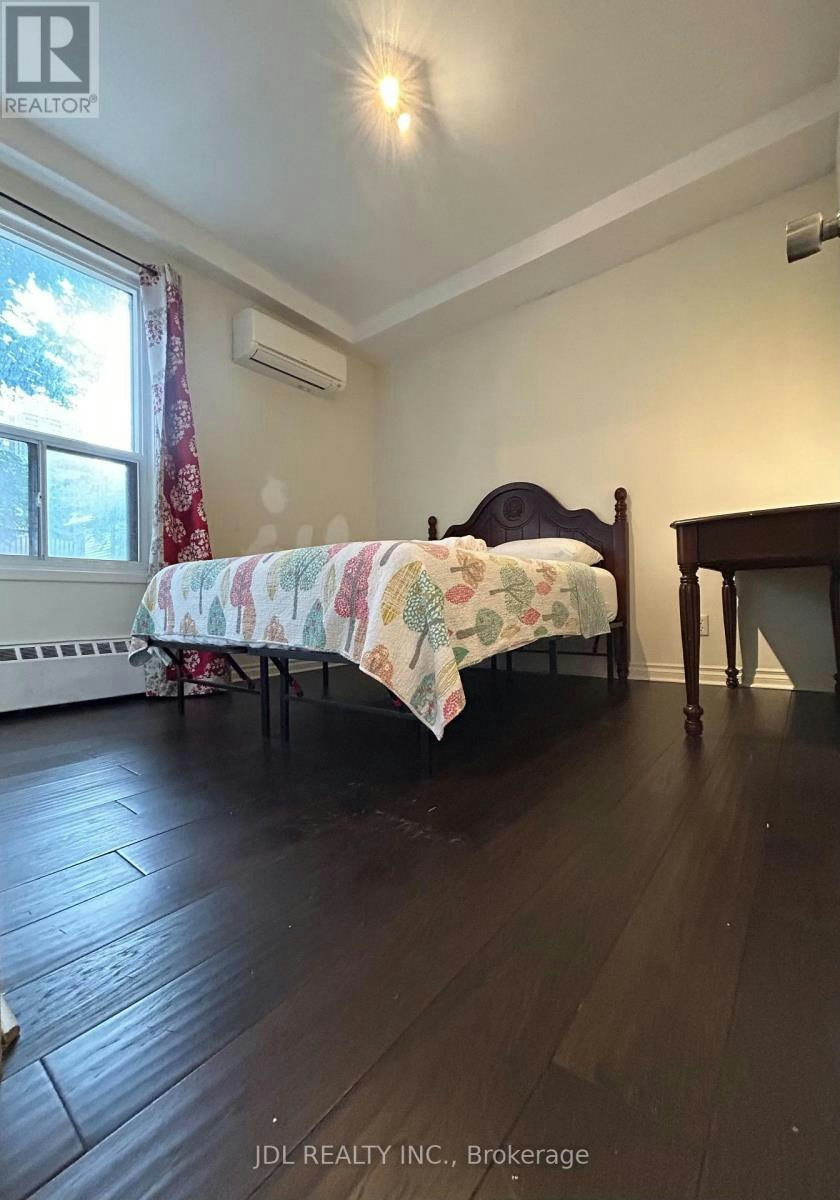 ENTIREONEBEDROOM MAIN-3 Pembroke St Street, Toronto, ON, M5A 2N6 - 8