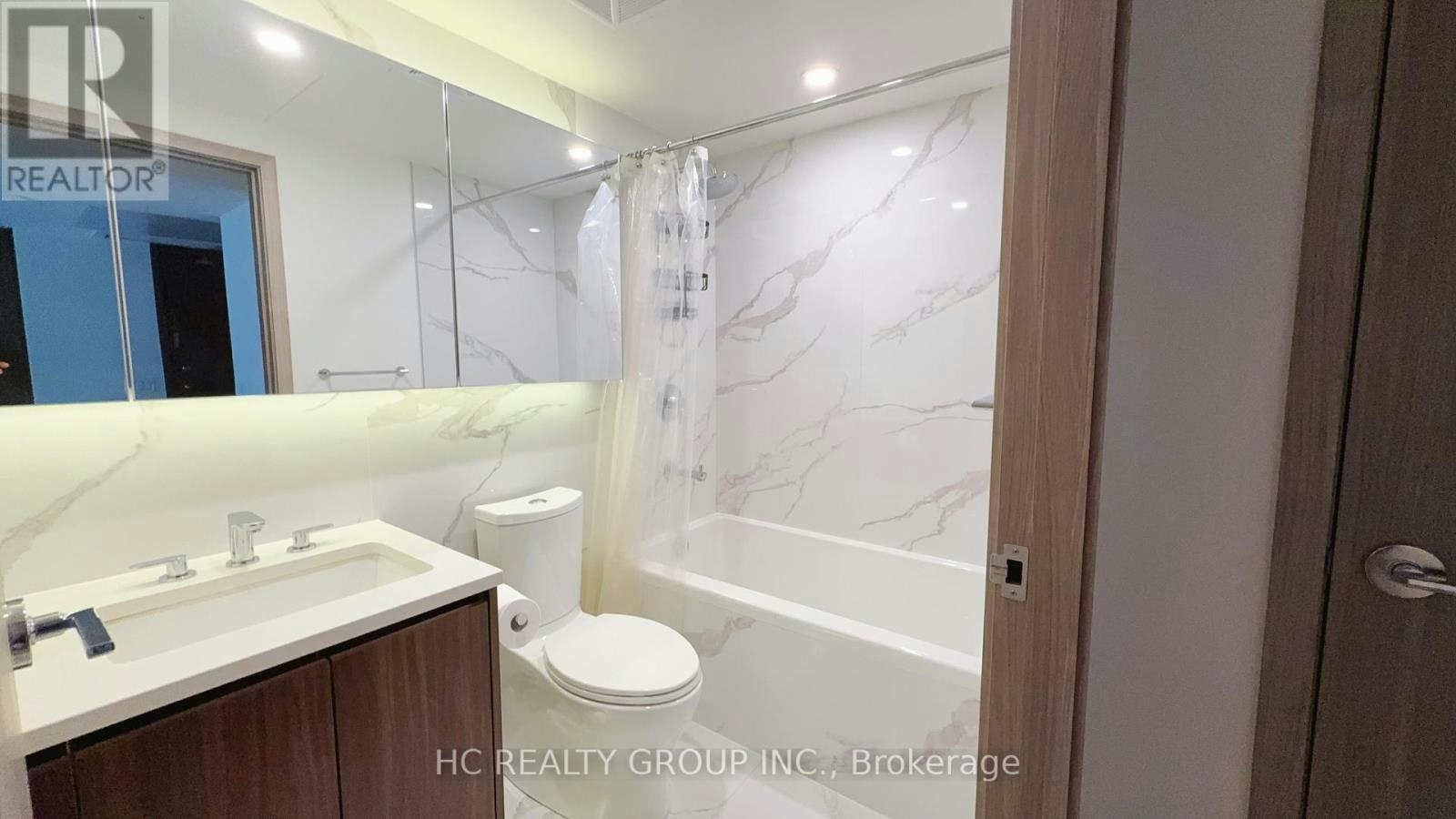 739-1 Concord Cityplace Way, Toronto, ON, M5V 0X3 - 7