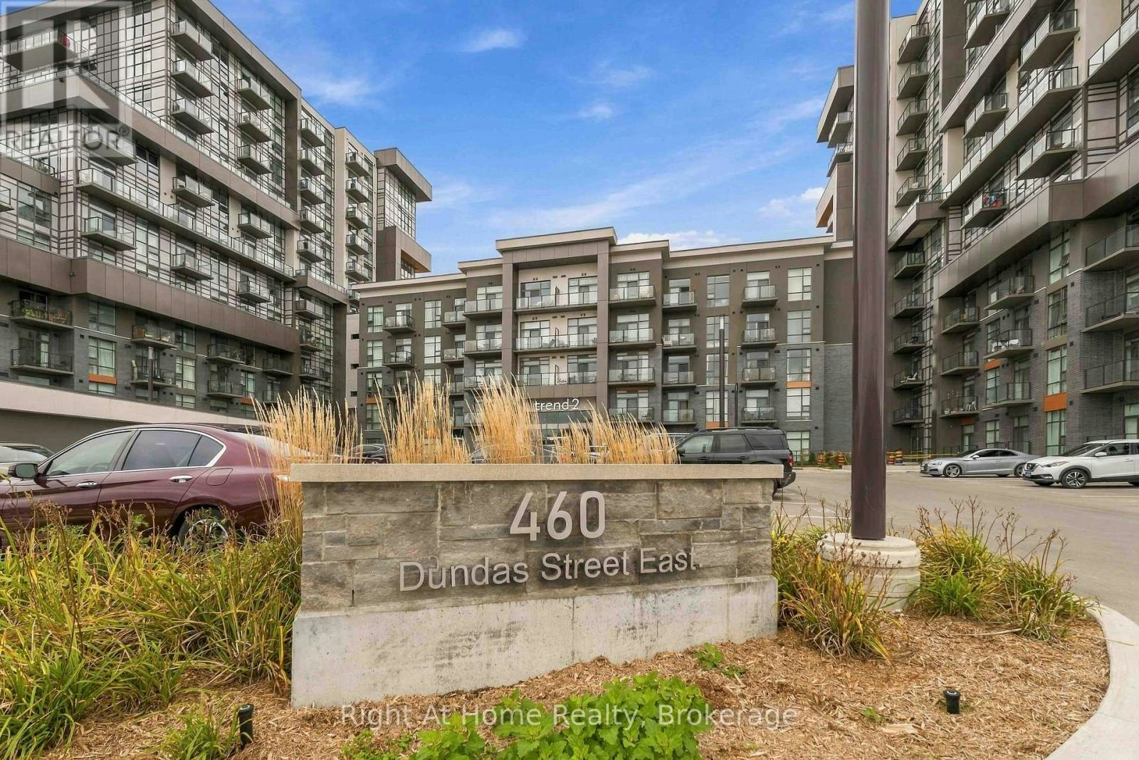 321-460 Dundas Street E, Hamilton, ON, L8B 2A5