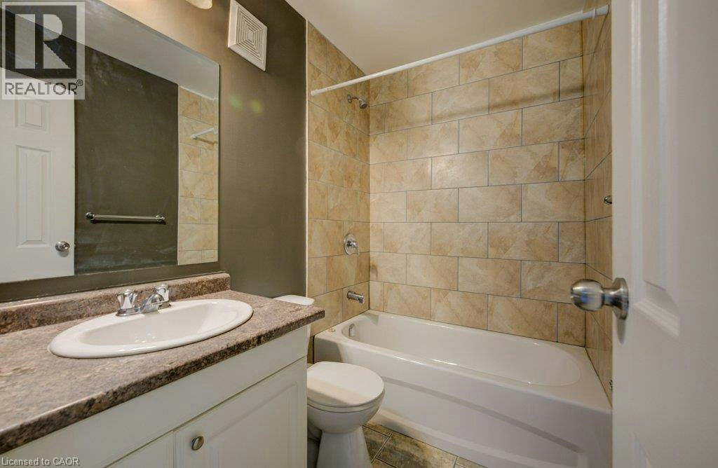 306-390 Admiral Drive, London, ON, N5V 3C2 - 10