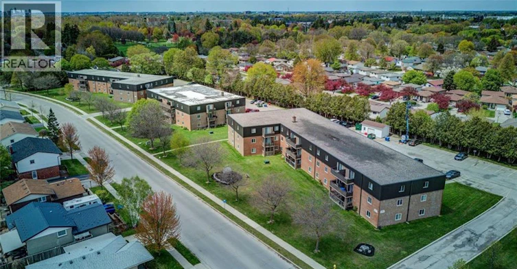 306-390 Admiral Drive, London, ON, N5V 3C2 - 4