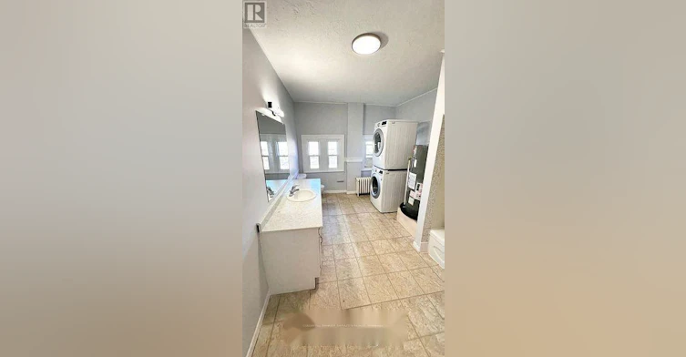 2-2 Russell Street E, Smiths Falls, ON, K7A 1E8 - 9