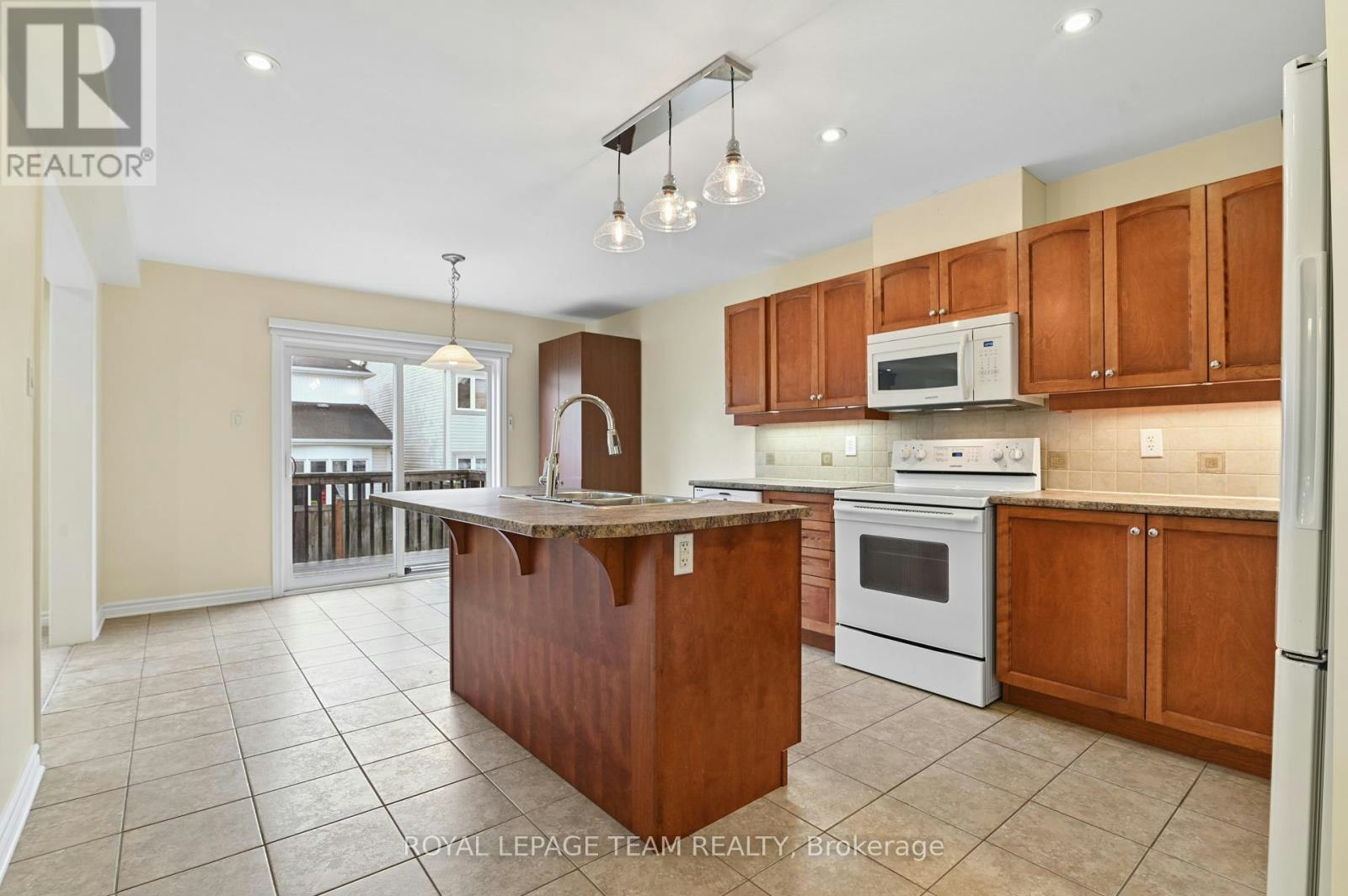 3566 Cambrian Road, Ottawa, ON, K2J 0T6 - 5