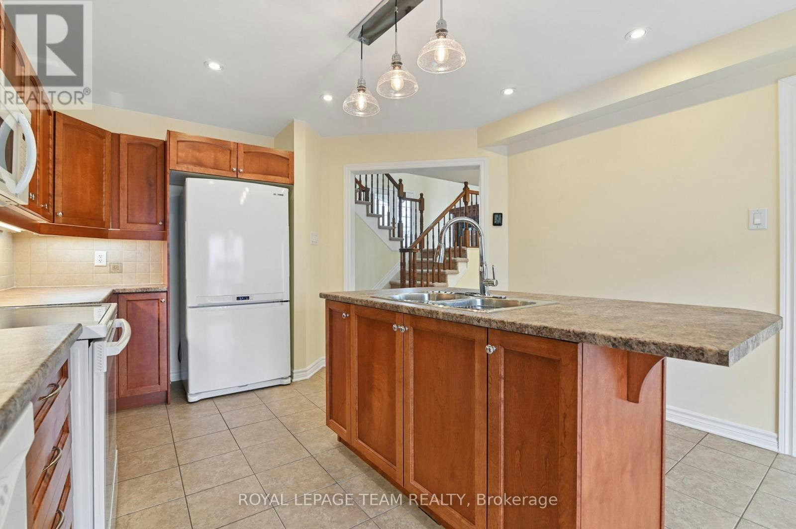 3566 Cambrian Road, Ottawa, ON, K2J 0T6 - 8