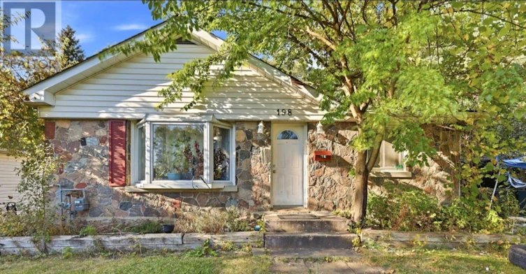 198 Twyn Rivers Drive, Pickering, ON, L1V 1E4