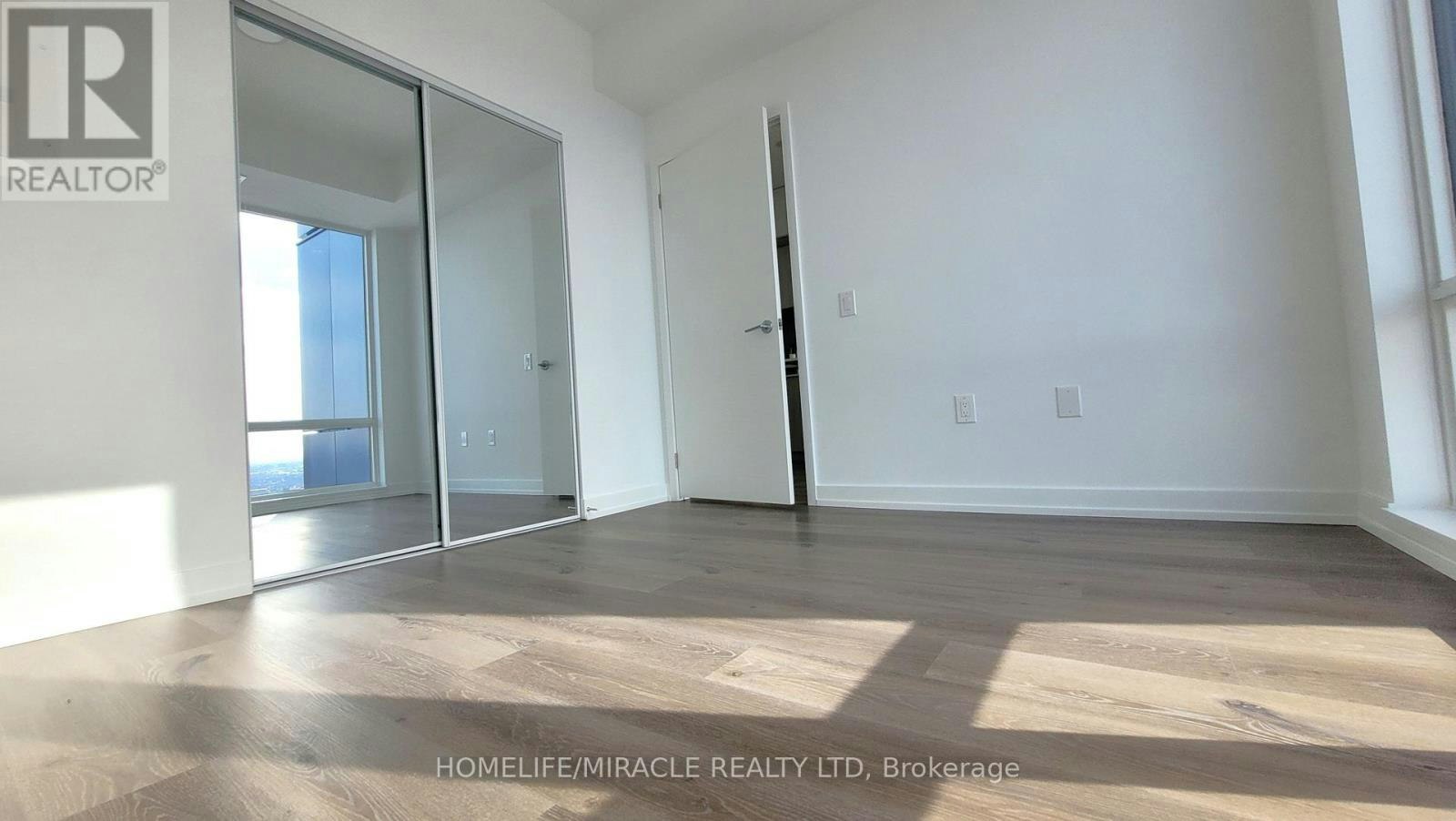 4709-395 Square One Drive, Mississauga, ON, L5B 0P6 - 14
