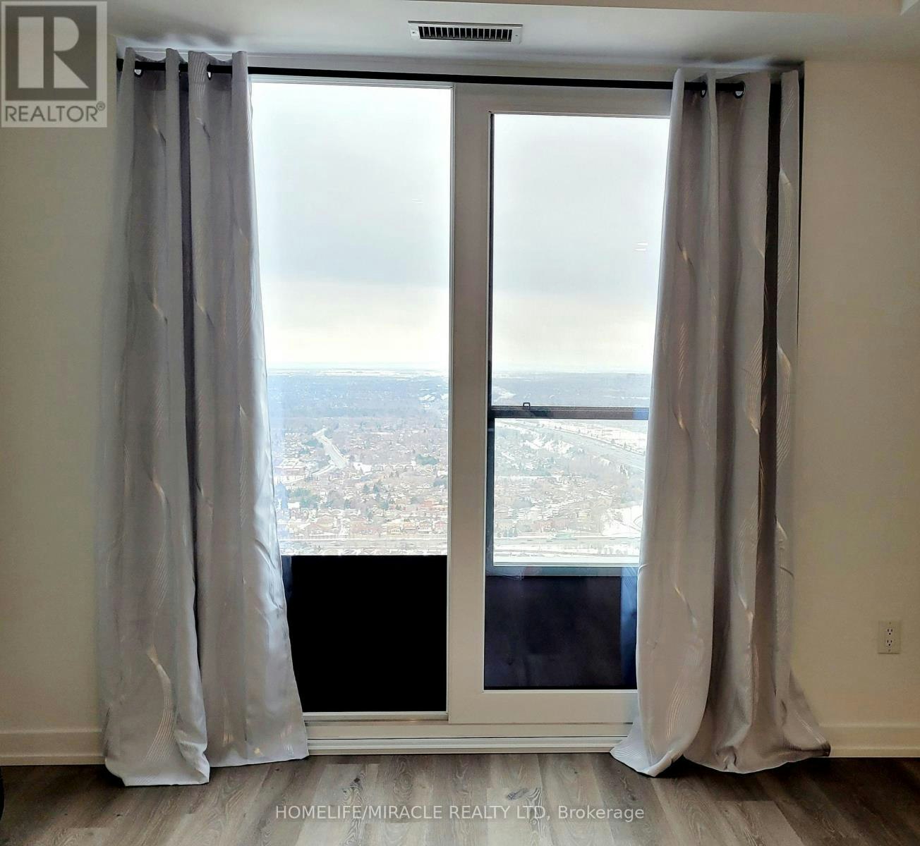 4709-395 Square One Drive, Mississauga, ON, L5B 0P6 - 11