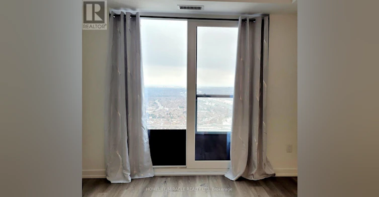 4709-395 Square One Drive, Mississauga, ON, L5B 0P6 - 11