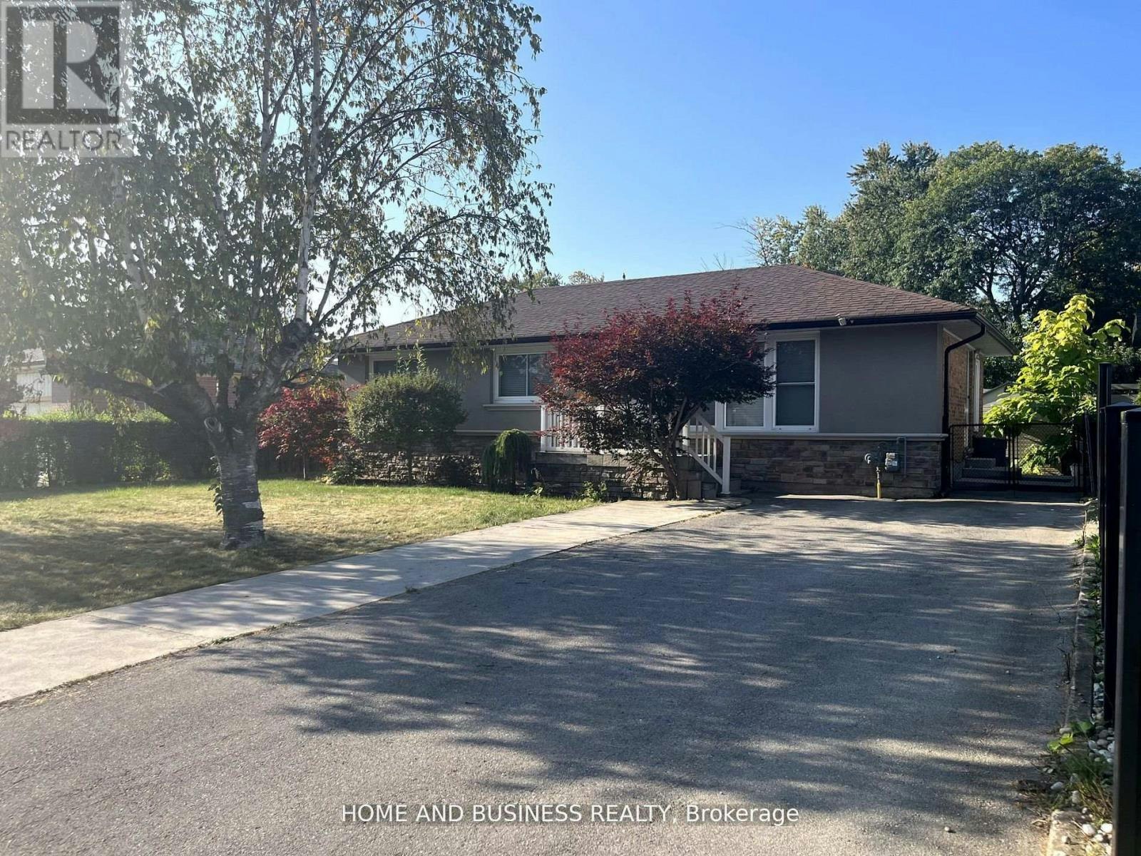 376 Ashbury Road, Oakville, ON, L6K 2M7