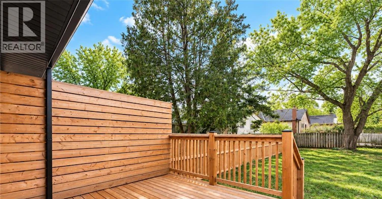 Upper-174 Roxborough Avenue, Hamilton, ON, L8E 1S5 - 17