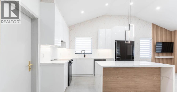 Upper-174 Roxborough Avenue, Hamilton, ON, L8E 1S5 - 10