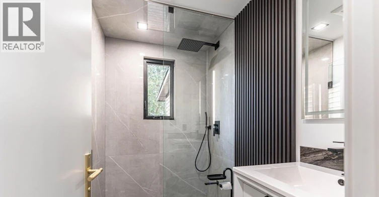 Upper-174 Roxborough Avenue, Hamilton, ON, L8E 1S5 - 14