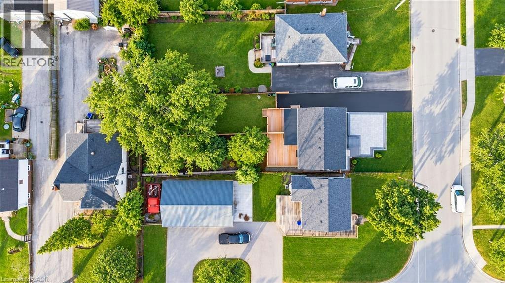Upper-174 Roxborough Avenue, Hamilton, ON, L8E 1S5 - 16