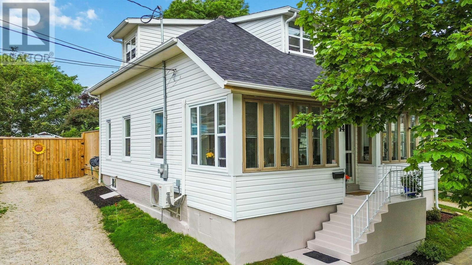 14 Ryerson Court, Yarmouth, NS, B5A 1V6