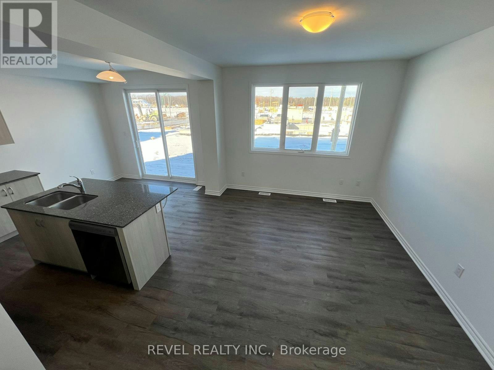 87 Ennerdale Street, Barrie, ON, L9J 0Z9 - 5