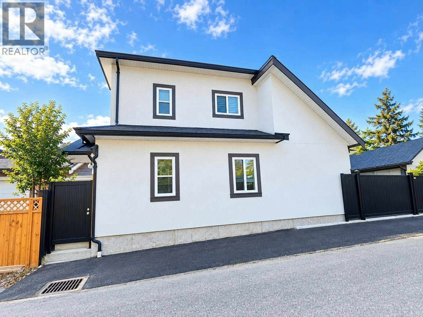 Up and Down-6560 Fleming Street, Vancouver, BC, V5P 3H2 - 11