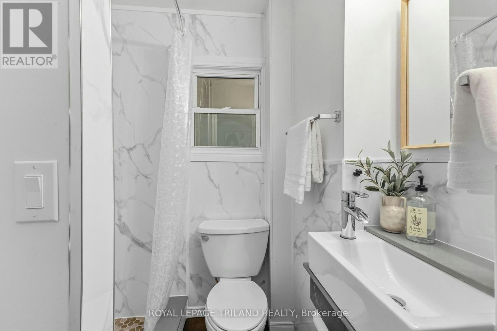 1628 Churchill Avenue, London, ON, N5W 2K9 - 26