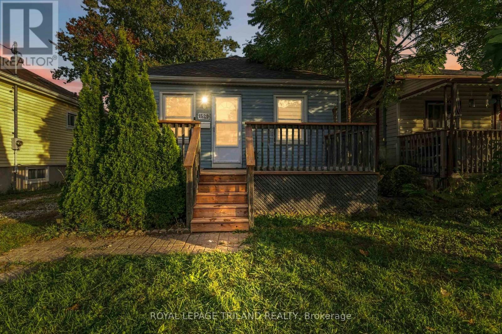 1628 Churchill Avenue, London, ON, N5W 2K9 - 4