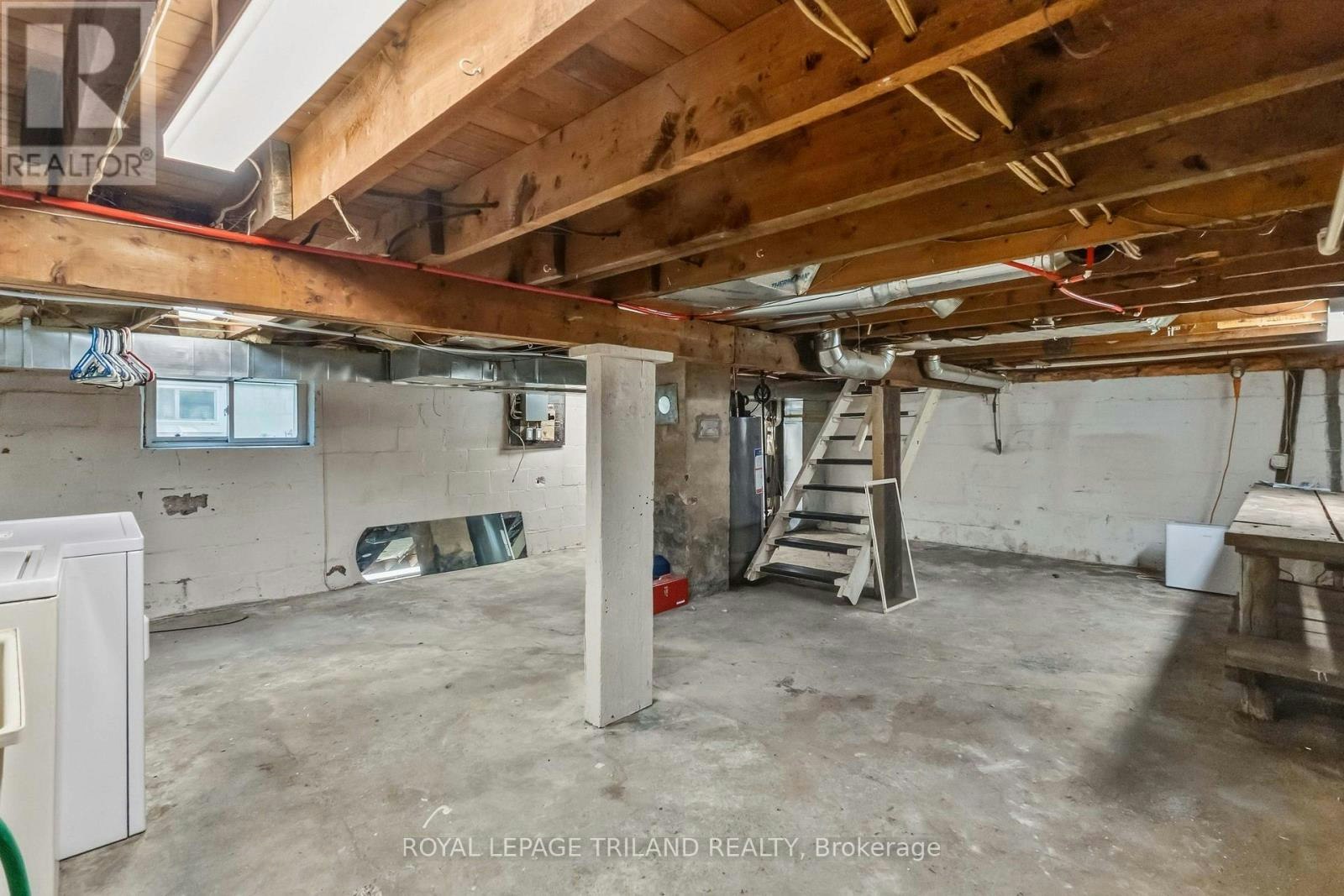 1628 Churchill Avenue, London, ON, N5W 2K9 - 29