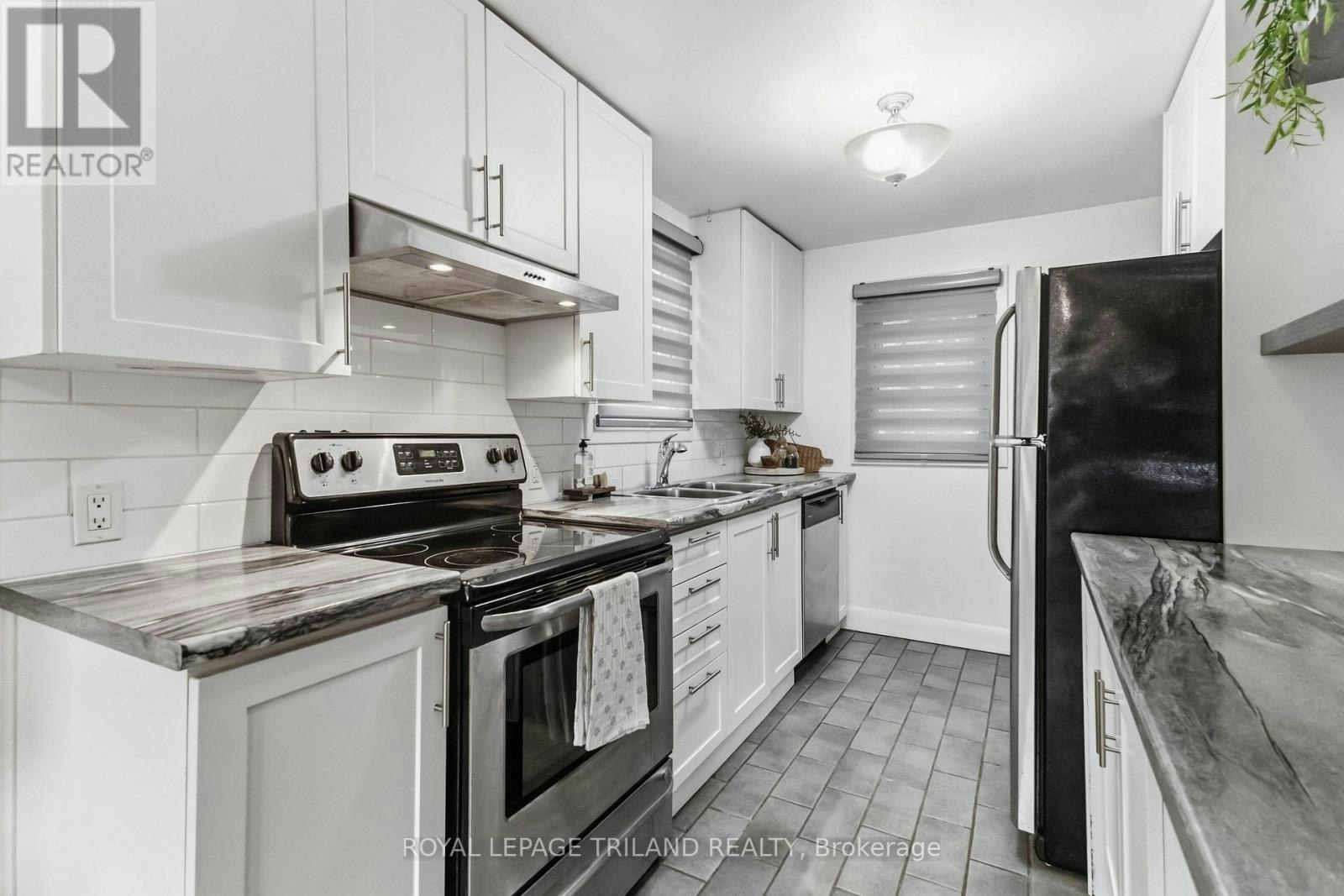 1628 Churchill Avenue, London, ON, N5W 2K9 - 16