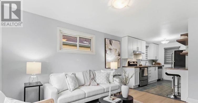 1628 Churchill Avenue, London, ON, N5W 2K9 - 13