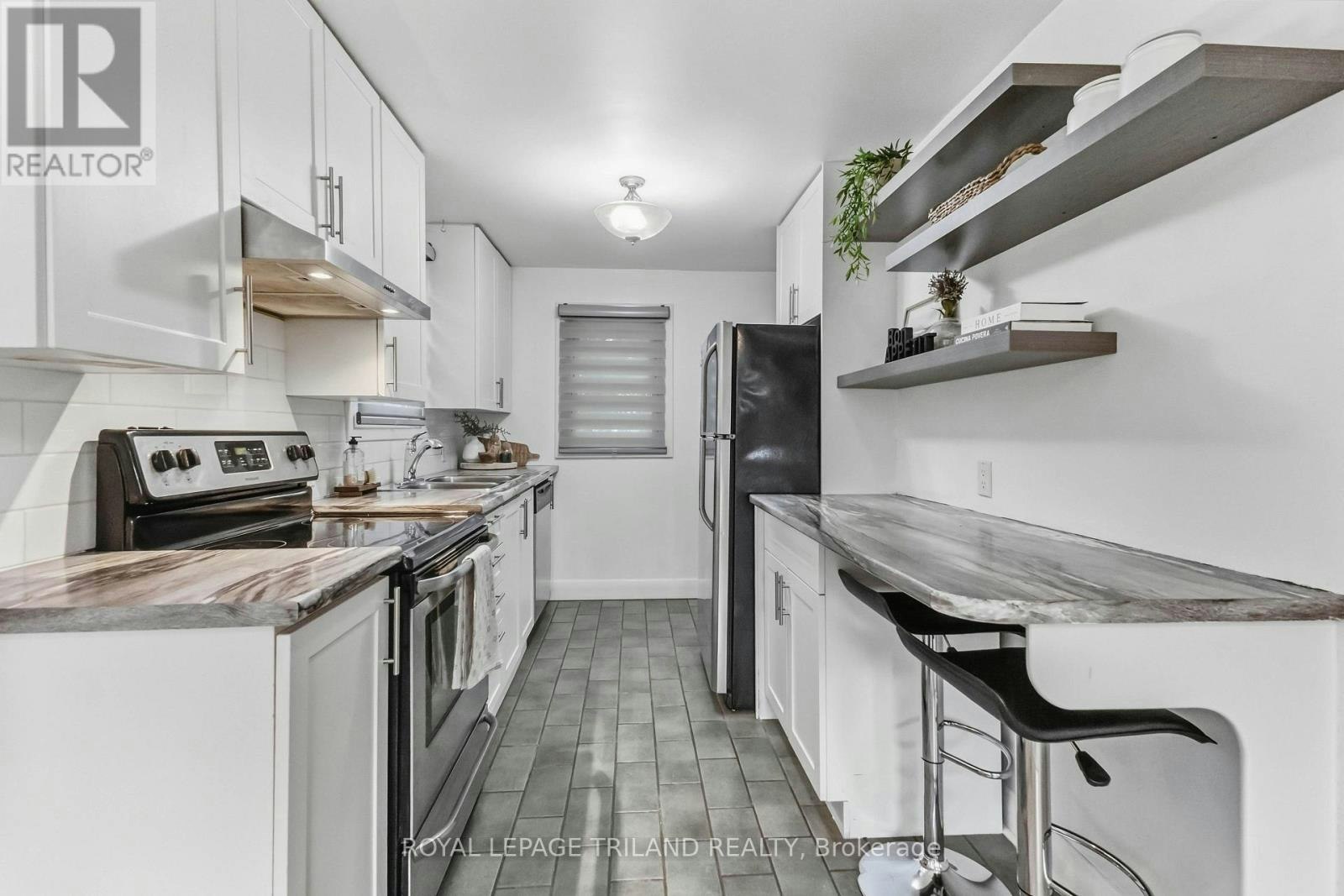 1628 Churchill Avenue, London, ON, N5W 2K9 - 15