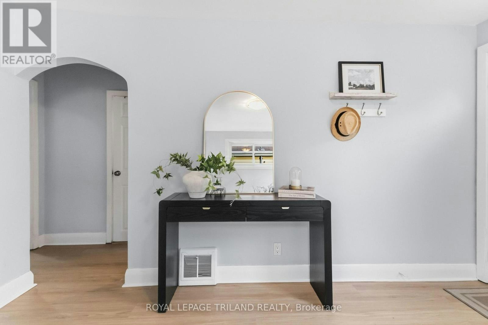 1628 Churchill Avenue, London, ON, N5W 2K9 - 14