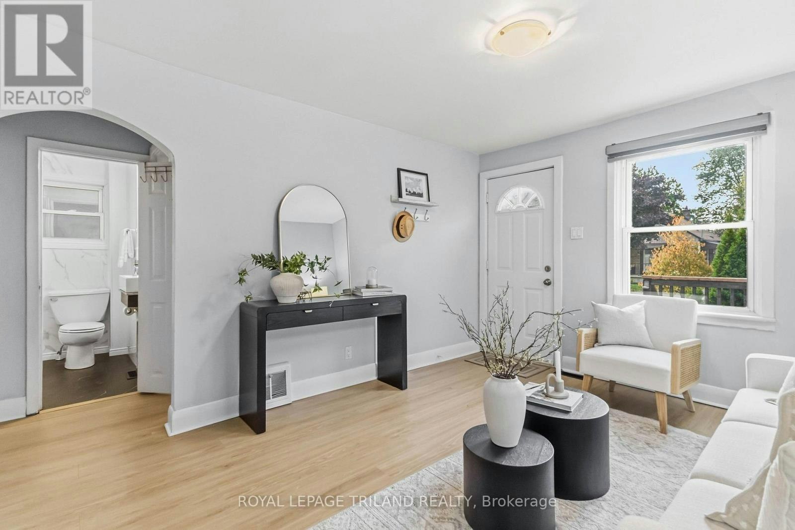 1628 Churchill Avenue, London, ON, N5W 2K9 - 12