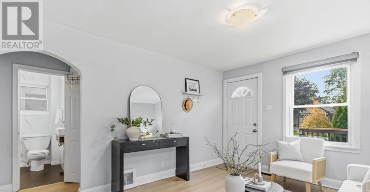 1628 Churchill Avenue, London, ON, N5W 2K9 - 12