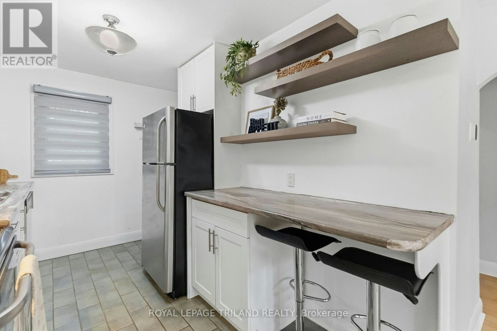 1628 Churchill Avenue, London, ON, N5W 2K9 - 17