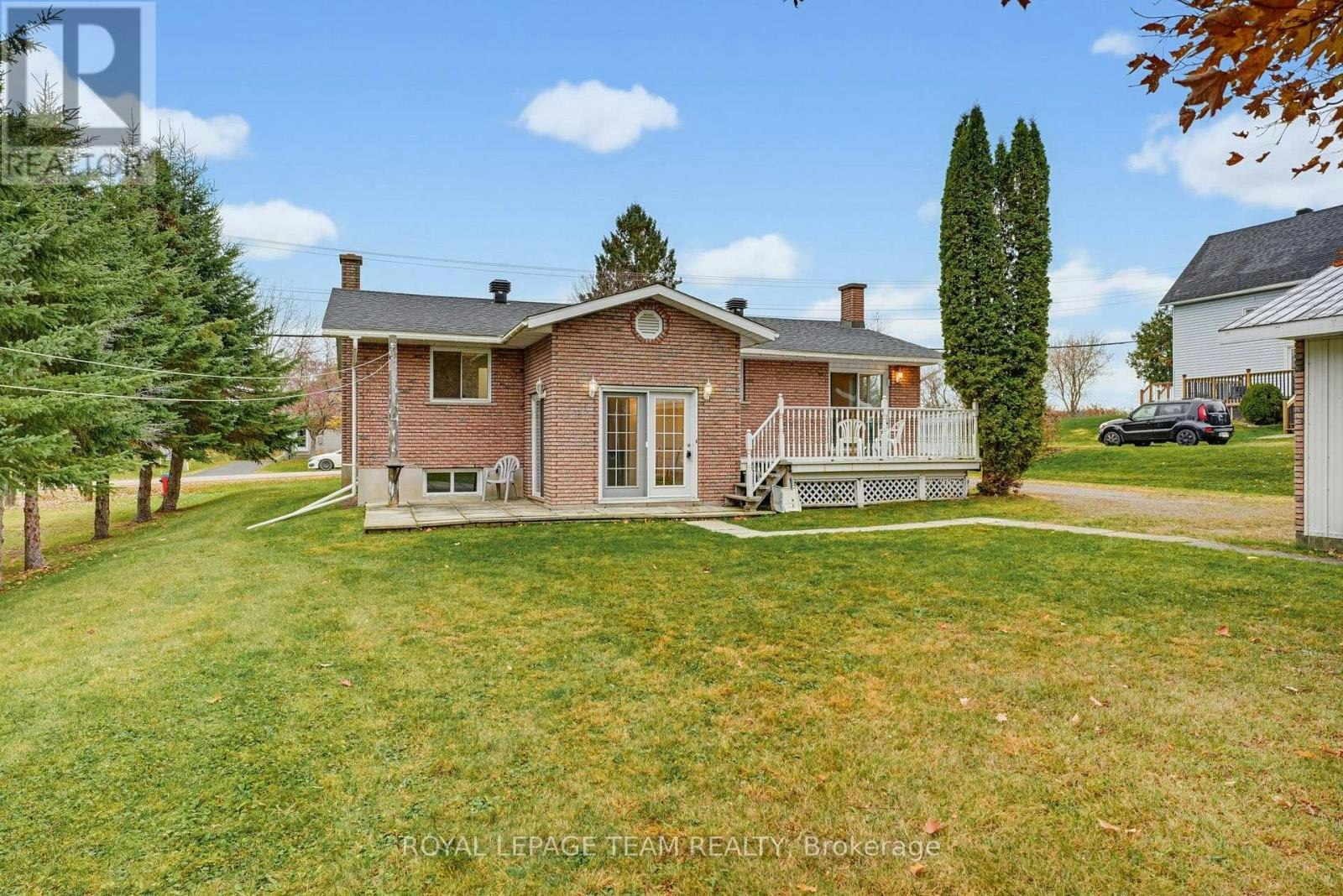 612 Elgin Street, Laurentian Valley, ON, K8A 4H2