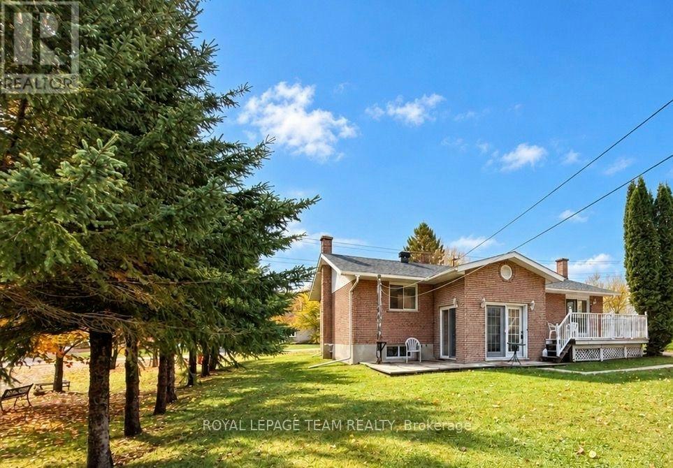 612 Elgin Street, Laurentian Valley, ON, K8A 4H2