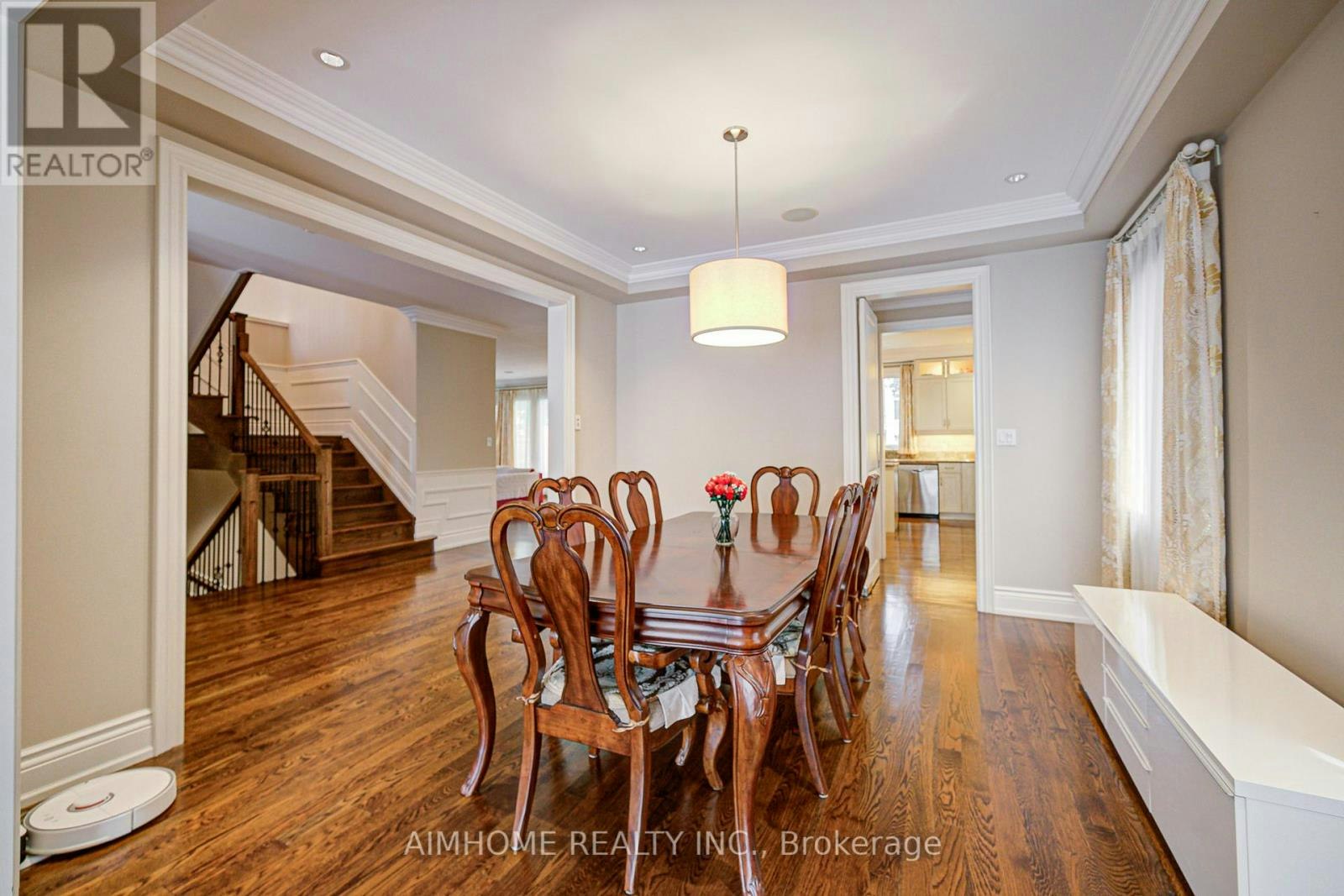 208 Florance Avenue, Toronto, ON, M2N 1G4 - 6