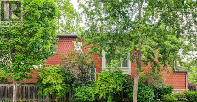 208 Florance Avenue, Toronto, ON, M2N 1G4 - 2