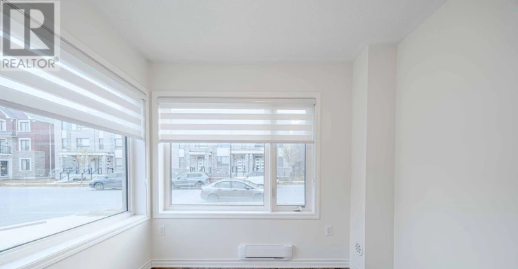 3321 Thunderbird Promenade, Pickering, ON, L1X 0N4 - 36