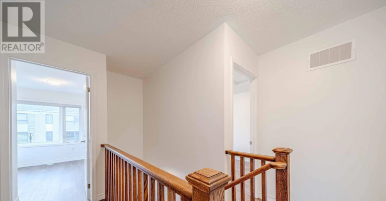 3321 Thunderbird Promenade, Pickering, ON, L1X 0N4 - 42