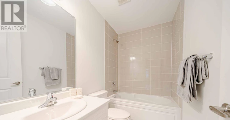 3321 Thunderbird Promenade, Pickering, ON, L1X 0N4 - 9