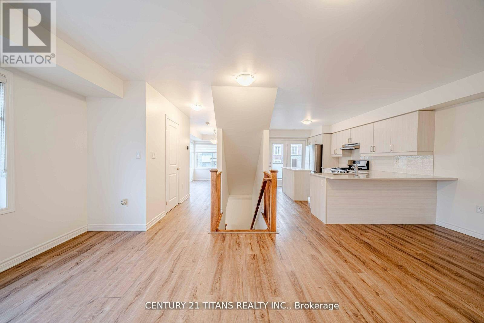 3321 Thunderbird Promenade, Pickering, ON, L1X 0N4 - 27