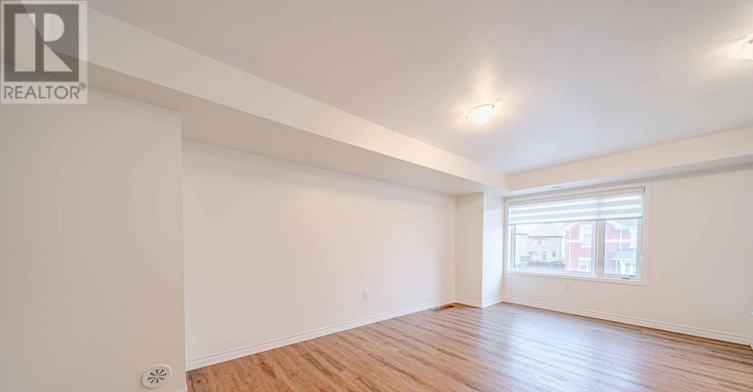3321 Thunderbird Promenade, Pickering, ON, L1X 0N4 - 5