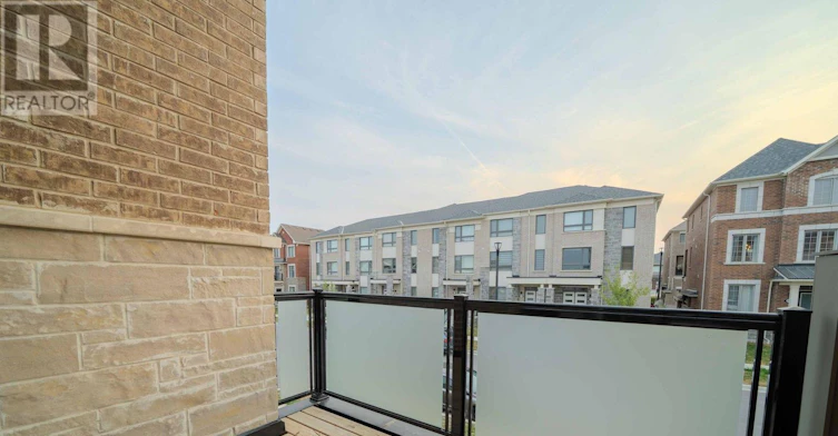 3321 Thunderbird Promenade, Pickering, ON, L1X 0N4 - 37