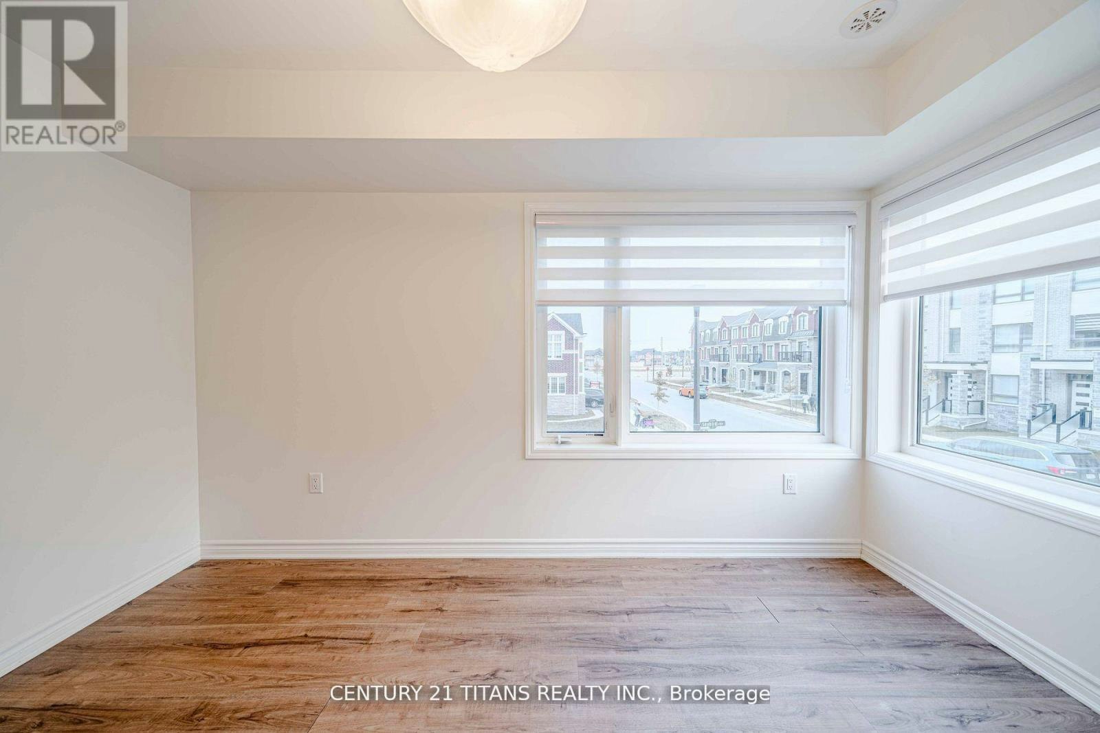 3321 Thunderbird Promenade, Pickering, ON, L1X 0N4 - 23